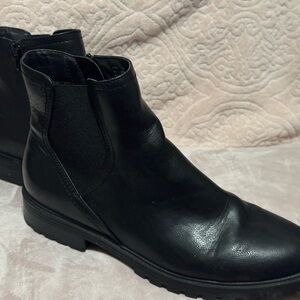 Wonderly Black Ankle Boots